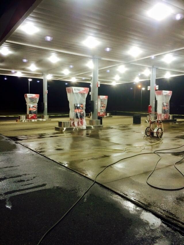 Bring the best first impression to your customers from the moment they step foot on your property. Home Team Power Clean is western Michigan’s trusted concrete cleaning experts. A Business-Ready First Impression For any commercial property – whether it’s a restaurant or a retail store – curb appeal is one of the fundamental aspects of good business. We take this idea seriously and truly start our cleaning process from the curb. Our Team Delivers Cleaning Solutions That Include: Sidewalk cleaning Driveway cleaning Parking lot cleaning Parking garage cleaning Dumpster pad cleaning Building exterior cleaning With your expert pressure washers from Home Team to support your hardscapes, making your property safe and clean for all customers and clients. Our Unique Pressure Washing Service We care about creating the best deliverable for our clients. Our mobile pressure washing system helps us improve your concrete surfaces and expound on curb appeal. With the industry’s most advanced technology, as well as a special formula of cleaning detergents, we’re proud to offer: Complete stain removal Chewing gum removal Grease, oil, and sludge removal A first impression can start from the bottom, but it can bring your property to the top. By creating a professional image for your business, you’re investing in the reputation of your business – and concrete cleaning can help that investment come to life.